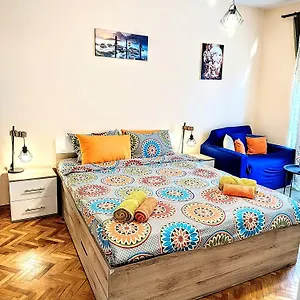 Mimi's Place/ уют в центъра на Apartment Sofia